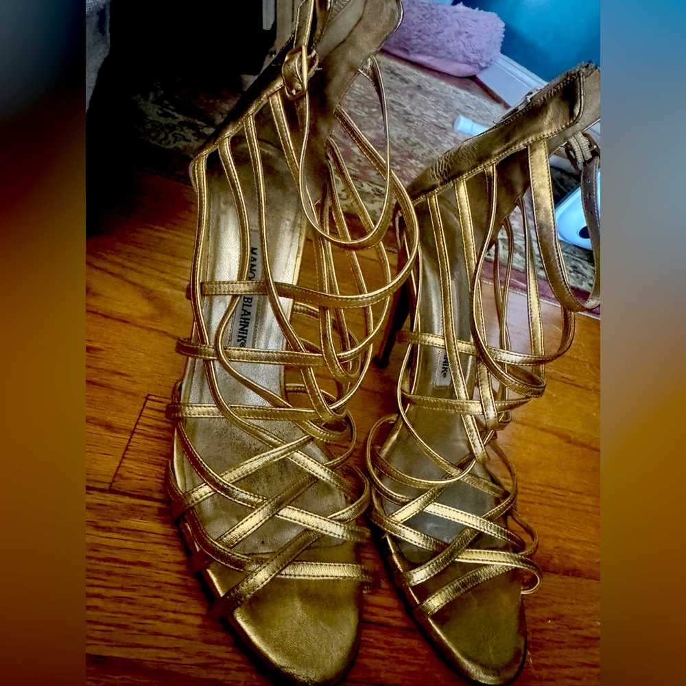 Manolo Blahnik Gold Gladiator Strappy 
 Heels size eu 41 fits US 9
